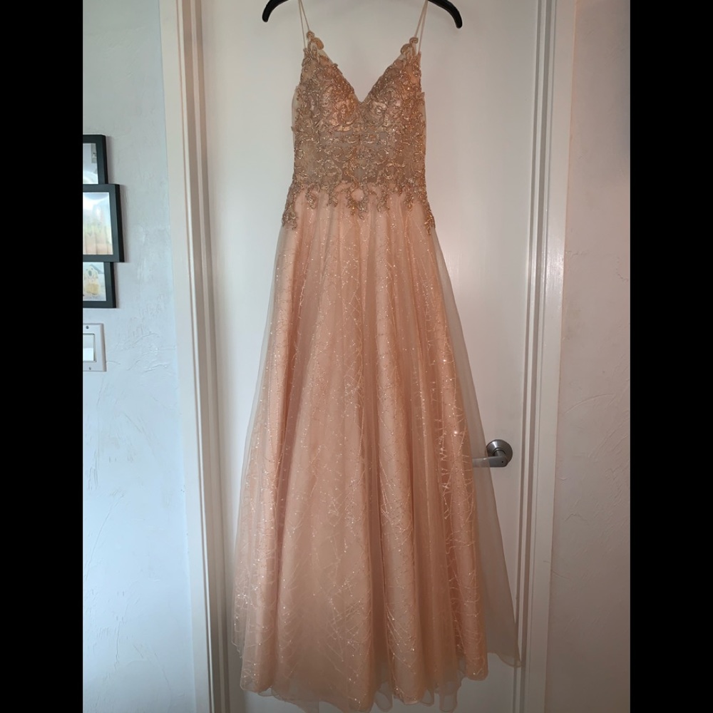 Formal Prom dress size XS. Champagne Color